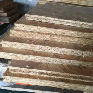 Planches OSB rainurées en 19 mm