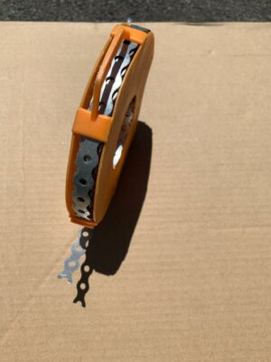 Feuillard (bande perforée métal)12x0,8mm