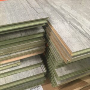 Parquet stratifié gris clair 10m²